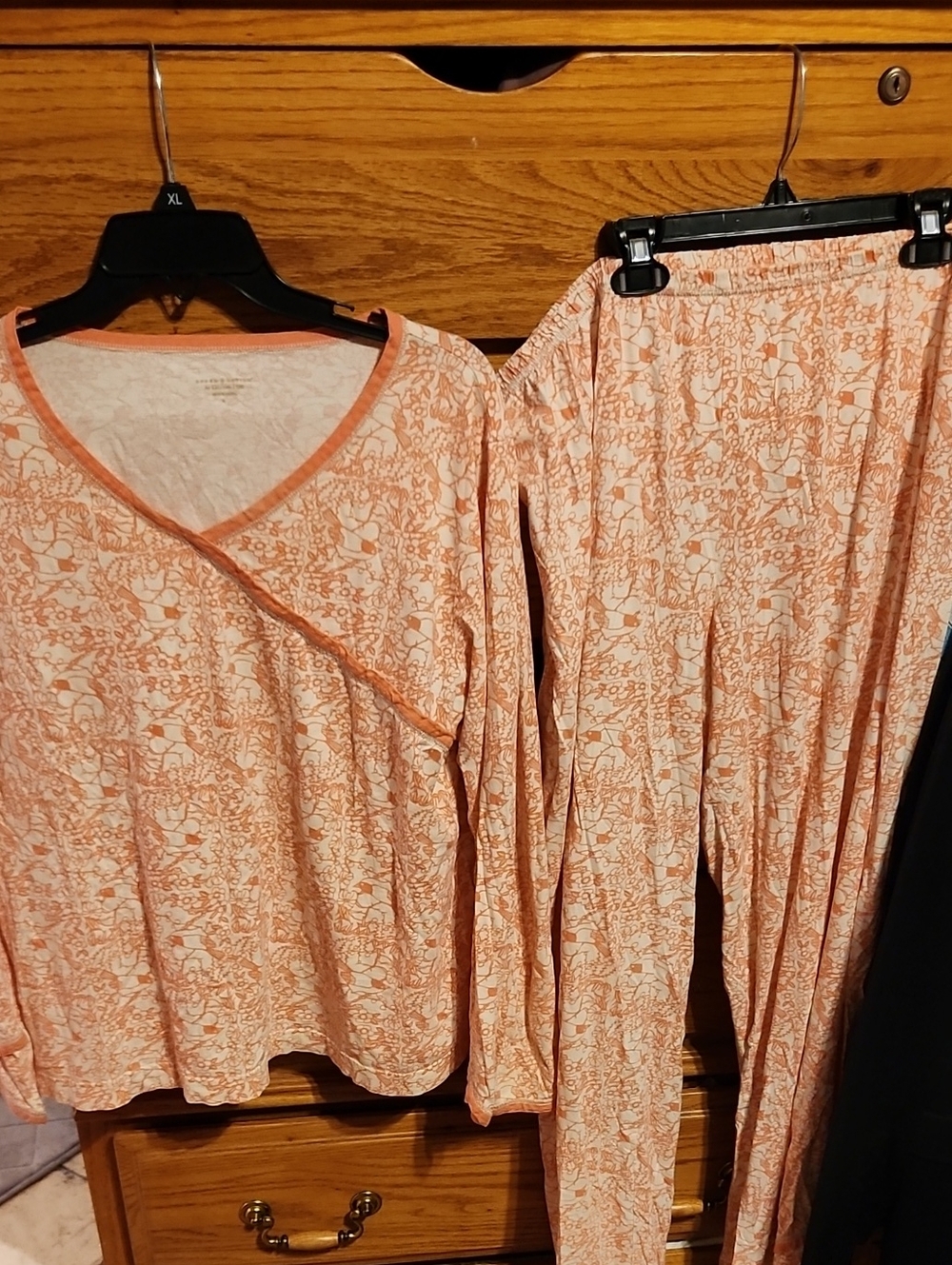 Garnet Hill Organic Cotton Women's Peach Floral Long-Sleeve Pajama Set